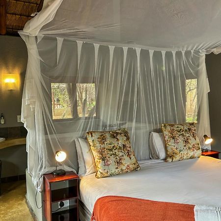 Hoedspruit Raptors Lodge N16 Екстер'єр фото